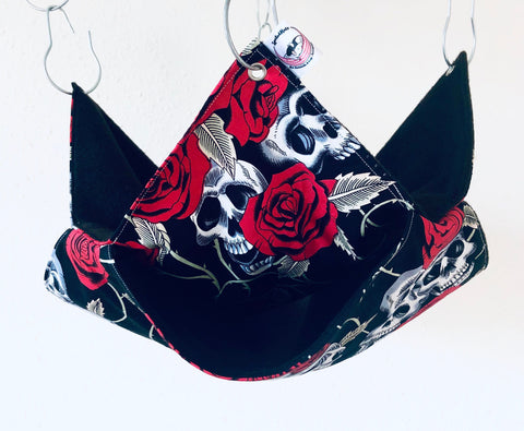 Red Rose / Skulls Double Rat Hammock